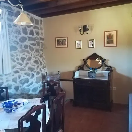 El Mirador Del Gato I Y Ii Mesegar de Corneja